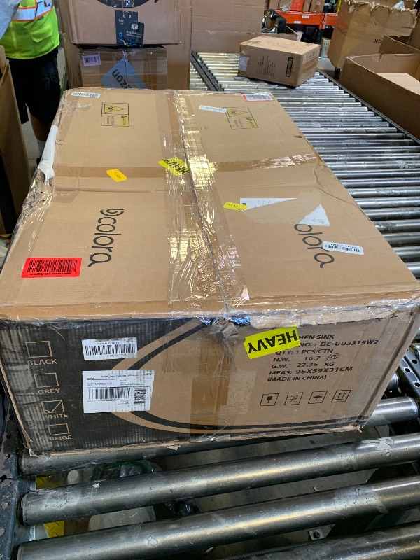 Photo 1 of Dcolora 33 Inch Double Bowl Undermount Kitchen Sink White Deep Double Basin Prep Sink 50/50 Split Granite Composite 33"×19"×10“,#DC-GU001W