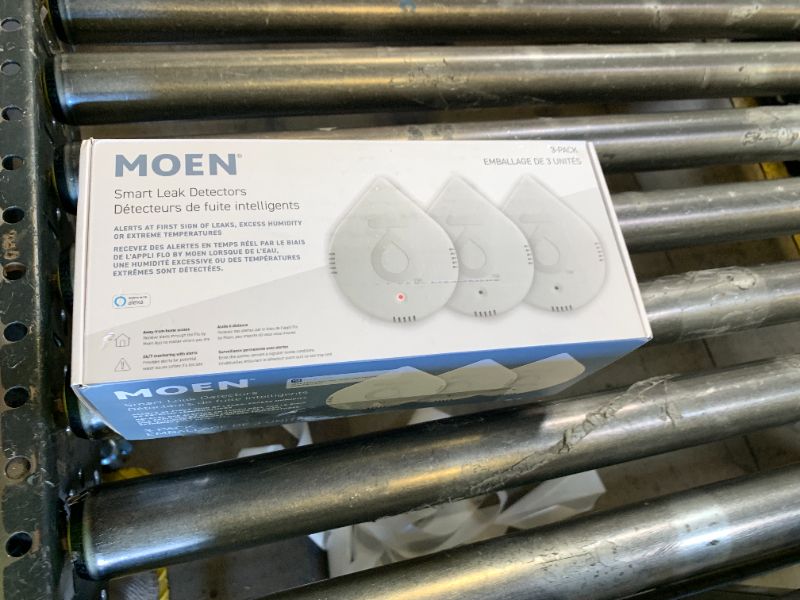 Photo 1 of Moen White Flo Smart Water Leak Detector, Water Sensor Alarm for Home, 3-Pack, 920-005