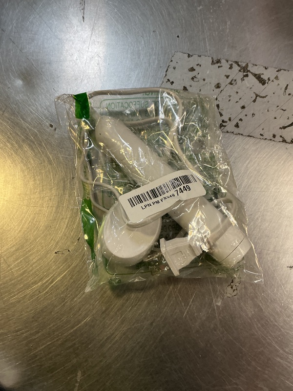 Photo 1 of Oral-B Pro 1000 Rechargeable Electric Toothbrush, White