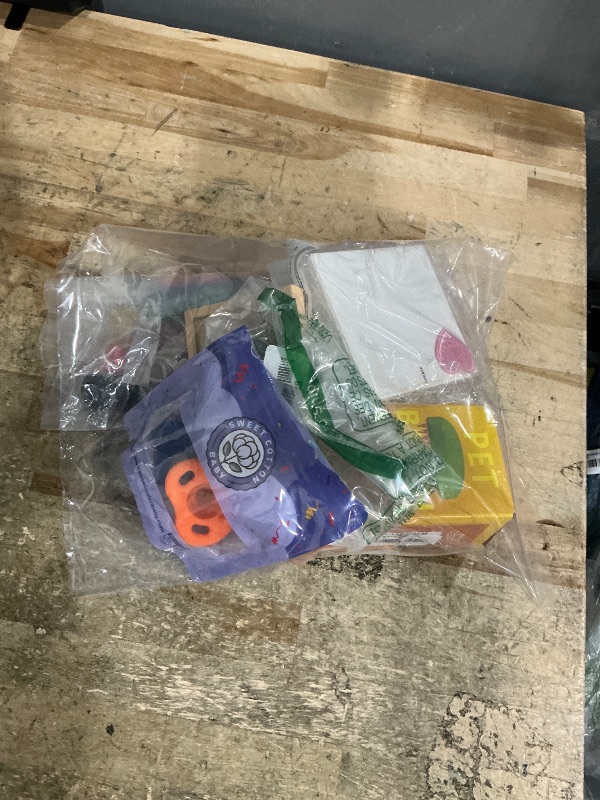 Photo 1 of *FINAL SALE 7 ASSOTRTED MISC ITEMS 