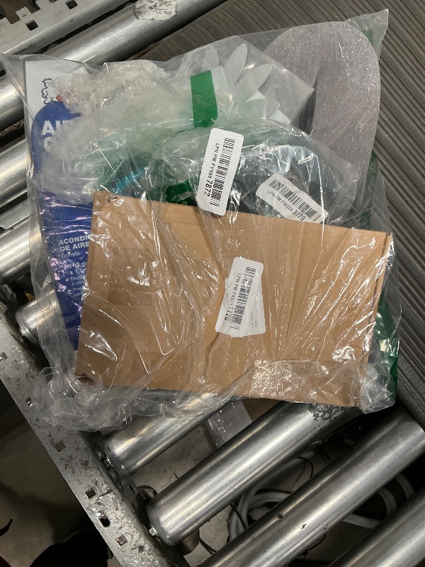 Photo 1 of **7 ASORTED MISC ITEMS 