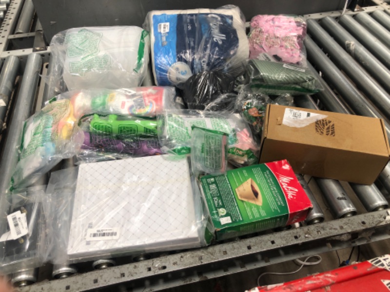 Photo 1 of ** SOLD AS IS BUNDLE OF MISCELLANEOUS AND SORTED GOODS **