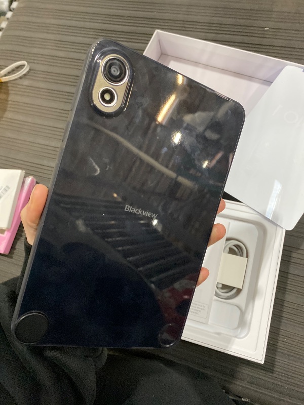 Photo 1 of **DOWSNT POWER ON**Black view Zeno 1
