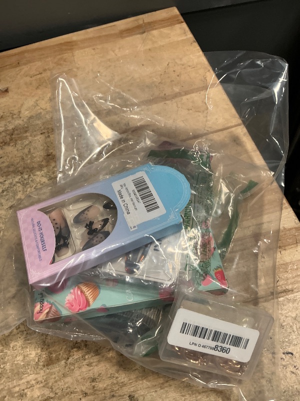 Photo 1 of ** 5 ASSORTED MISC ITEMS 
