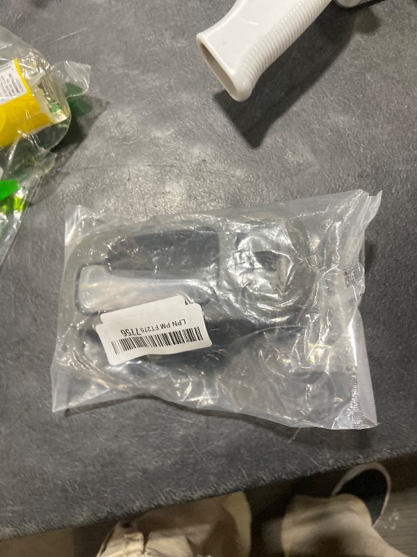 Photo 1 of Lcyolada 82216 Front Driver Side Interior Door Handle for Honda CR-V 1997 1998 1999 2000 2001,Replaces 72164-S10-A11ZA, Gray Housing with Chrome Lever