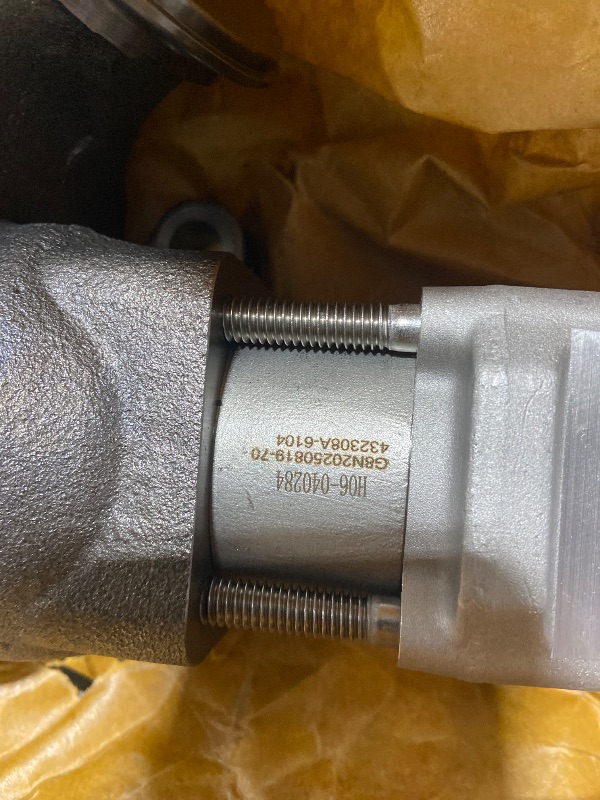 Photo 1 of Bario EGR Valve Compatible With Mack MP7 MP8 engine Volvo D11 D13 engine # 85133799, 21095328, 21299107, 21435628, 85111067, 85153430, 85123198# 432308A-6104