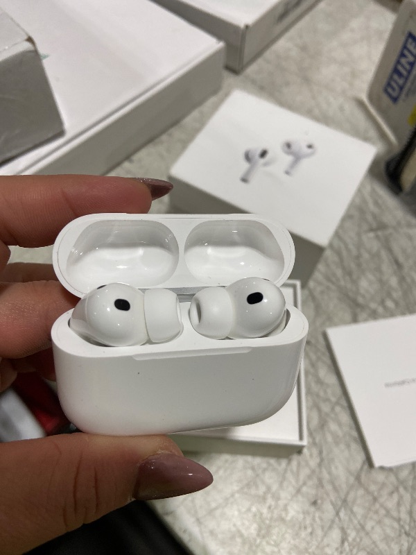 Photo 1 of Apple AirPods Pro 3 Wireless Earbuds, Active Noise Cancellation, Live Translation, Heart Rate Sensing,Hearing Aid Feature,Bluetooth Headphones,Spatial Audio, High-Fidelity Sound, USB-C Charging, White