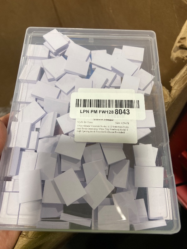 Photo 1 of 100pcs Blank Miniature Books, 1:12 Scale Mini Dollhouse Book Ornaments White Tiny Notebook Model Small Opening Book Toys for Dollhouse Bookshelf Decoration Pretend Play Supplies