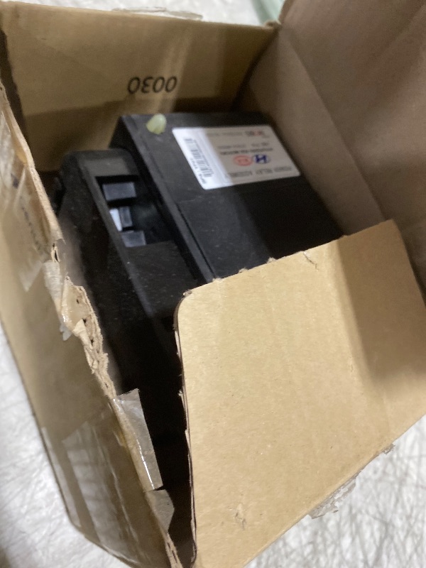 Photo 1 of Genuine Hyundai 37514-4R000 Power Relay Assembly