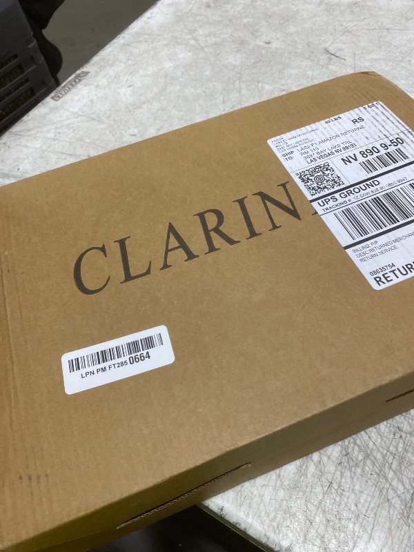 Photo 1 of Bb Clarinet For Beginners Students B Flat Clarinet 17 Keys Clarinets with Case Stand Strap 2 Barrels 8 Mouthpiece Cushion White Gloves Cleaning Kit (Black)