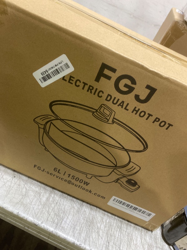 Photo 1 of Hot Pot Electric Hot Pot with Divider, Large 6L Nonstick Dual-Sided Shabu Shabu Pot Dual-Flavor hotpot electric 1500W with Adjustable 5-Temperature Control ?Perfect for Family Dinners & Parties