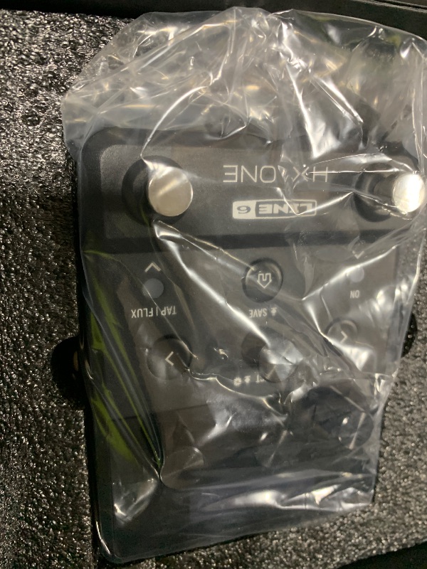 Photo 1 of Line 6 HX One Multieffects Processor