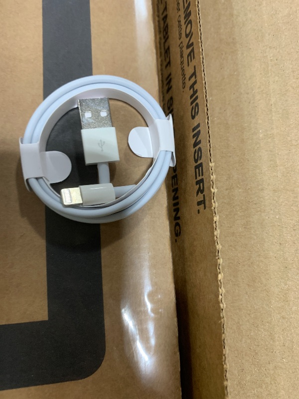 Photo 1 of 2018 Apple iPad (WiFi, 128GB) Space Gray (Renewed)