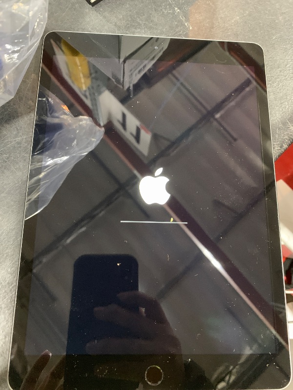Photo 1 of 2018 Apple iPad (WiFi, 128GB) Space Gray (Renewed)