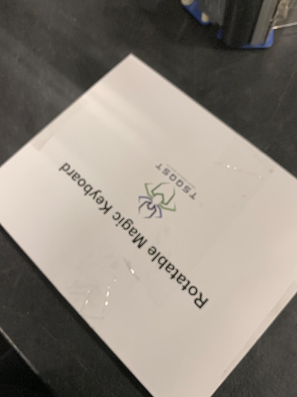 Photo 1 of ND NAIDUN Transparent Keyboard Case for iPad 11th A16(2025)/10th(2022),360°Rotating,7-Color Backlit Wireless Keyboard with Touchpad,Pencil Holder,White