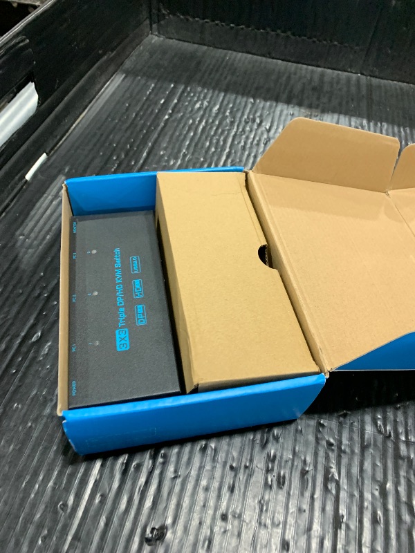 Photo 1 of 8K/4K KVM Switch 3 Monitors 3 Computers Triple Monitor 3 Port 2 Displayport 1.4 and HDMI 2.1 USB 3.0 KVM Switches, DP 1.4 Supports 8K@30Hz/4K@144Hz, HDMI Supports 8K@60Hz /4K@120Hz with Wired Remote