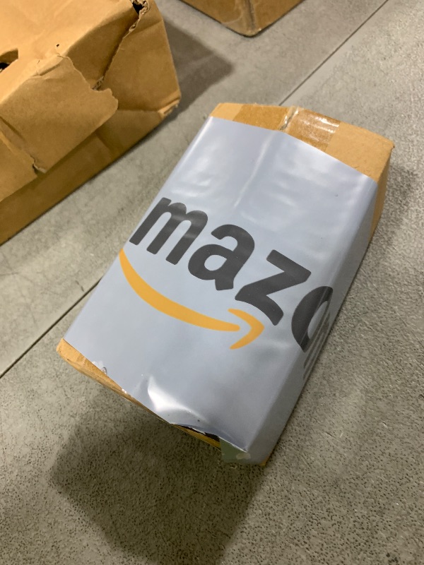 Photo 1 of Tailcle 1 Pair Bike Rear Pedals, Mini Folding Bike Pegs, 8mm Aluminium Alloy Non-Slip Bicycle Footrests, Quick Release Foot Plates Pedals for Mountain Bike E-Bike (Black and Silver)