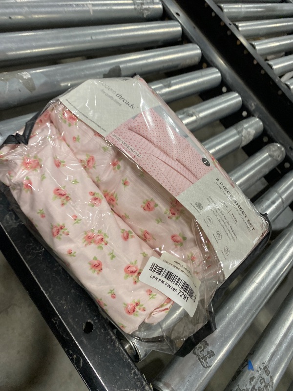 Photo 1 of Modern Threads Silky Soft Microfiber and Wrinkle Free Sheets - Luxurious Microfiber Bed Sheets Includes Flat Sheet, Fitted Sheet with Deep Pockets, & Pillowcases Blush, Twin