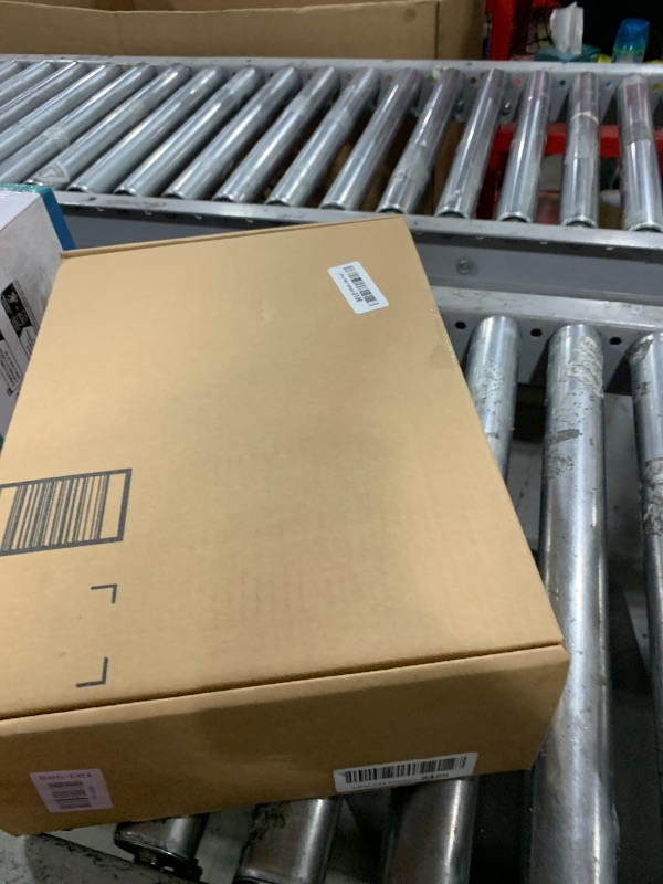 Photo 1 of Nike Invincible 3 Men's Road Running Shoes (Extra Wide) (FN1187-001, Black/Coconut Milk/Bright Crimson) Size 7