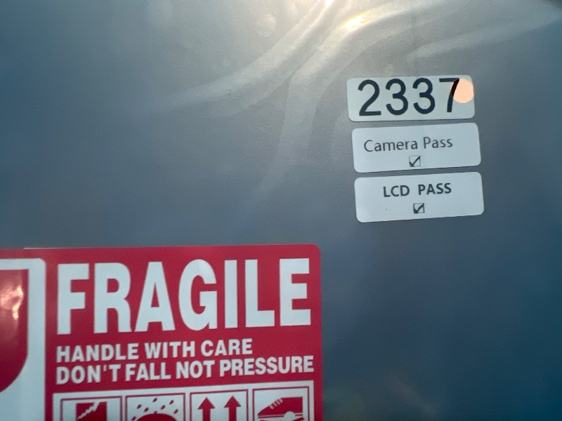 Photo 1 of WARWOLFTEAM LCD Screen Display Full Top Assembly Compatible with MacBook Air 13" M1 2020 A2337 EMC 3598 MGN63 MGN93 MGND3 MGN73 MGNA3 MGNE3 2560 x 1600 661-16807 661-16806 661-16808(Space Gray)