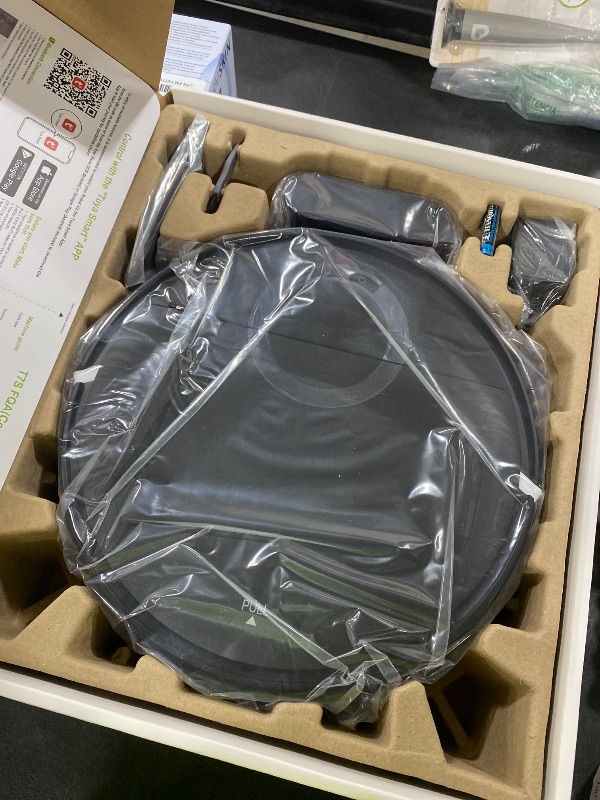 Photo 1 of UMMUND Robot Vacuum and Mop Combo DLV