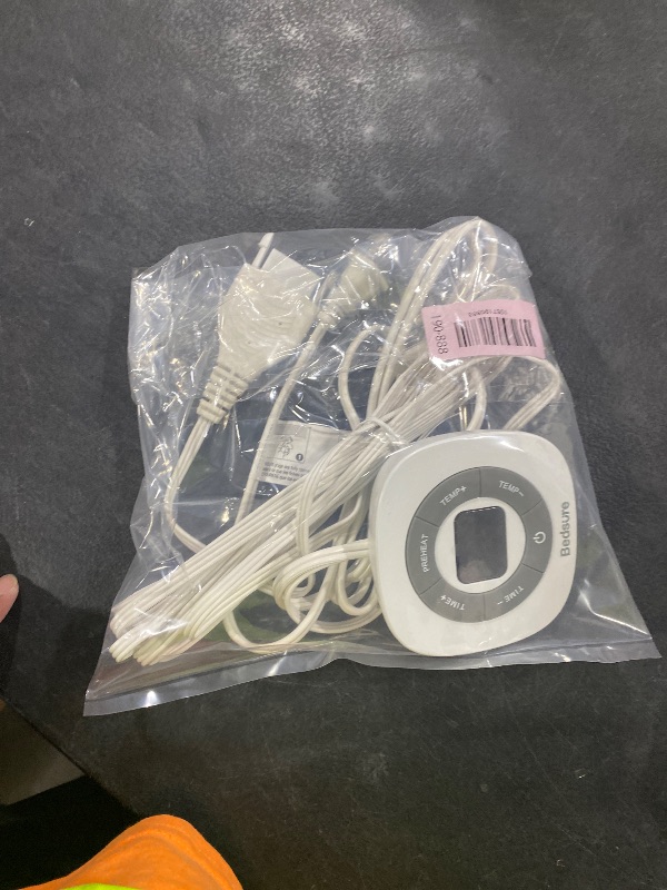 Photo 1 of
Bedsure Electric Heated Blanket Controller LM4546. Used