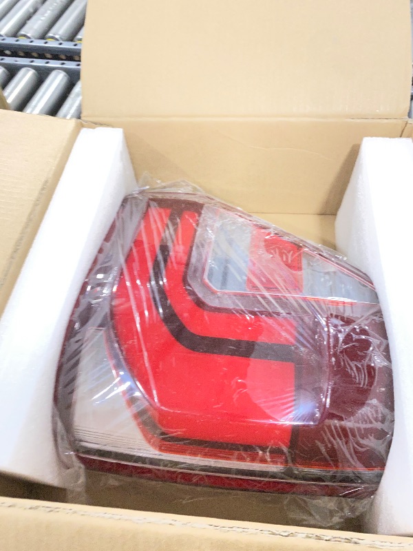 Photo 1 of Lathsy LED Tail Lights Compatible With Ford F150 2024 2025 W/Blind Spot w/o Onboard Scales Type Right Passenger Side Taillights Replace RL3Z13404B FO2819161