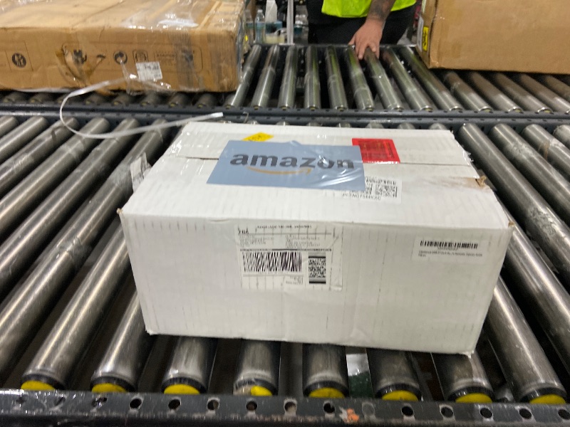 Photo 1 of Counteract DIYK-TT Do It Yourself Tire/Wheel Balancing Beads Tractor/Trailer Kit - (2) 12oz, (16) 14oz Bead Bags, (18) Valve Caps and Cores, (18) Flow-Through Caps, (1) Core Remover, Injector Bottle