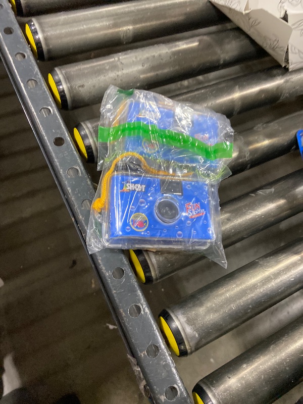 Photo 1 of 1 Shot Waterproof Disposable Camera - 35mm Underwater - 27 Exposures - ASA/ISO400 Color Film - Single-Use for Vacation, Snorkeling, Watersports - 2-Pack