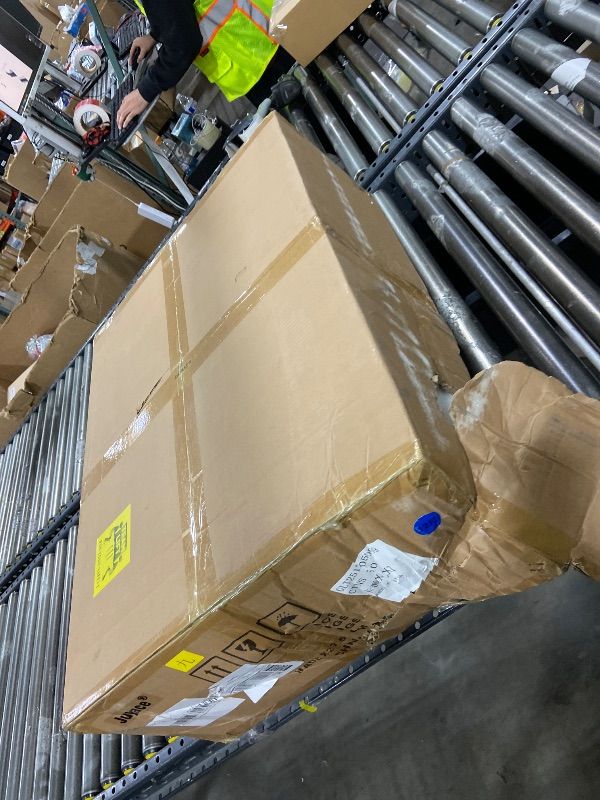 Photo 1 of Juyace 800W Led Stadium Flood Light Outdoor Super Bright Commercial Area Lighting 100-277V 5000K Daylight IP65 Waterproof Arena for Sport Fields and Courts