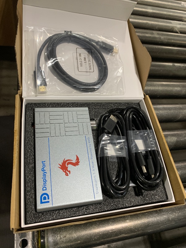 Photo 1 of DICHEN DMA 4K Fuser Combiner Display Overlay Adapter,1K360HZ/2K240HZ/3K165HZ/4K120HZ HD Multimedia Interface Synthesizer,DisplayPort v1.4,Lossless Transmission,Supply for Gaming Conferencing,Bank Data Centers