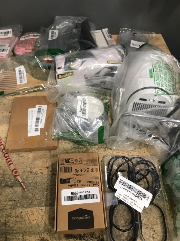 Photo 1 of ** SOLD AS IS BUNDLE OF MISCELLANEOUS AND SORTED GOODS **