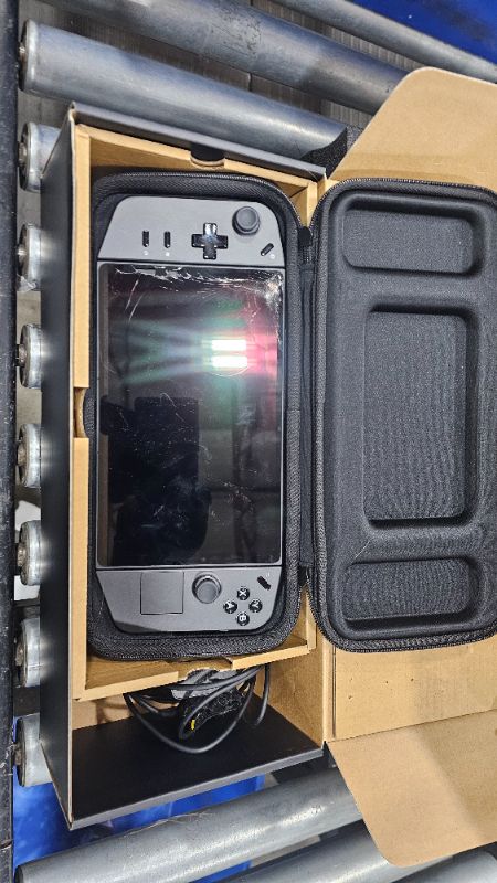View 2 of ***PARTS ONLY***Lenovo Legion Go 8.8" 144Hz WQXGA Handheld Touchscreen Gaming PC AMD Ryzen Z1 Extreme 16GB RAM 512GB SSD Shadow Black, 8APU1