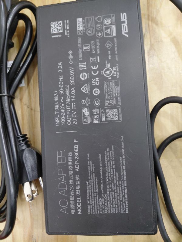 Photo 1 of **DOES NOT POWER ON*** ASUS ROG Strix G16 (2025) Gaming Laptop, 16” ROG Nebula 16:10 2.5K 240Hz/3ms, NVIDIA® GeForce RTX™ 5070, AMD Ryzen™ 9 9955HX Processor, 32GB DDR5-5600, 1TB PCIe Gen 4 SSD, Wi-Fi 6E, Windows 11 Home