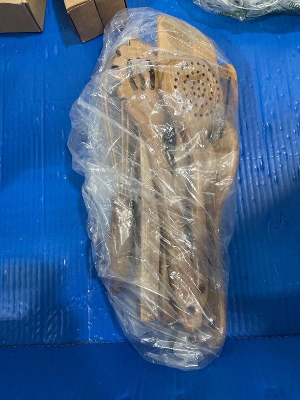 Photo 1 of 10 Pack Wooden Utensils for Cooking, Wood Utensil Set for Kitchen, Teak Wooden Spoon for Cooking, Non-Stick Spatula Ladle