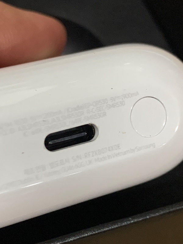 Photo 1 of **NOT IN ORIGINAL PACKAGING** SAMSUNG Galaxy Buds 3 AI True Wireless Bluetooth Earbuds, Sound Optimization, Real-Time Interpreter, Noise Cancelling, Redesigned Fit, Touch Control (White)
