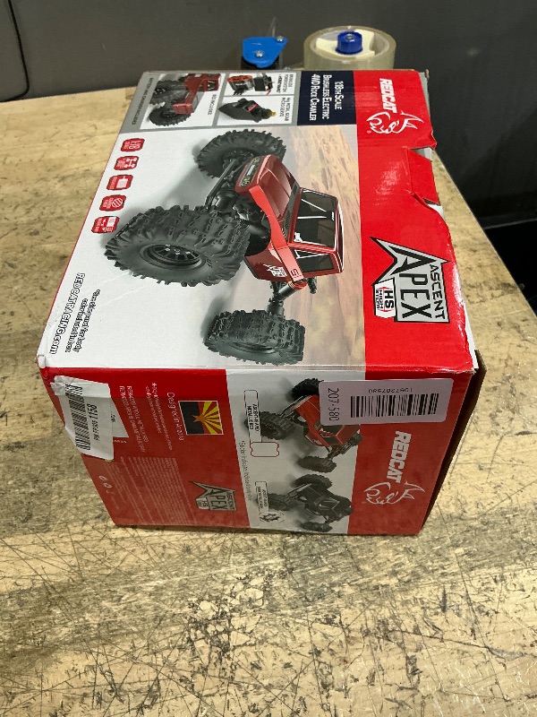 Photo 1 of ***************MISSING THE BATTERY*******************
Redcat Racing Ascent-18 APEX, 1/18 Scale Brushless Electric Rock Crawler, Carbon Fiber, 4WD RC Car for Adults with 2.4GHz Radio System (Gray)