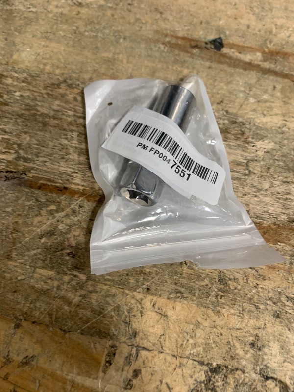 Photo 1 of 1PCS Magnetic Spark Plug Socket, Powerful Magnet Retains Spark Plugs, Chrome Vanadium Steel Spark Plug Socket (16mm)