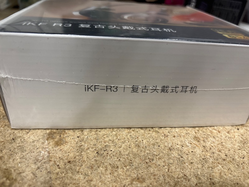 Photo 1 of ***FACTORY SEALED**
iKF R3 Classic Retro Bluetooth Headphones, Foldable Lightweight Wireless Headset,Vintage, Volume Control,60 Hours Playback, Noise Isolation, with Microphone, Throwback 80s 90s Design(Slivery)