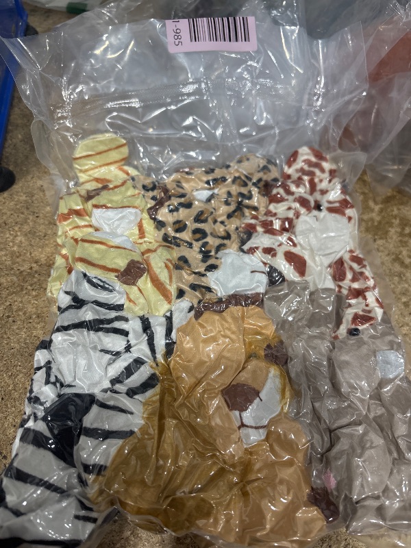 Photo 1 of
Spoilu Small Stuffed Animals Bulk, 12 Pieces Cute Plushies, 6 Inch Mini Forest Animal Plush Toys, Treasure Box Toys for Classroom, Party Favors for Kids