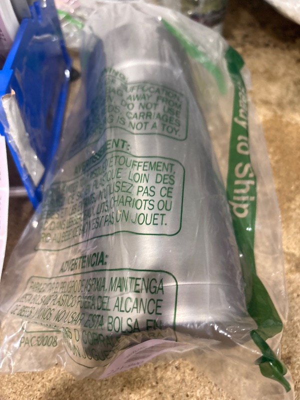 Photo 1 of 
THERMOS Stainless King Vacuum-Insulated Beverage Bottle, 40 Ounce, Matte Stainless Steel