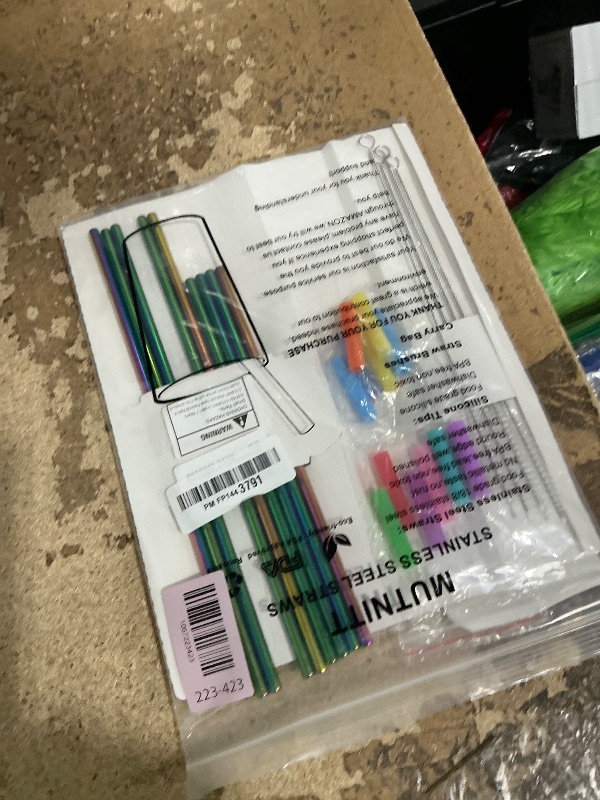 Photo 1 of ***(MISSING PIECES)***20 Pcs Rainbow Color Reusable Stainless Steel Straws,10.5" & 8.5" Reusable Drinking Straws with 20 Silicone Tips 5 Straw Brushes 1 Travel Case,Eco Friendly Extra Long Metal Straw for 20 30 oz Tumbler