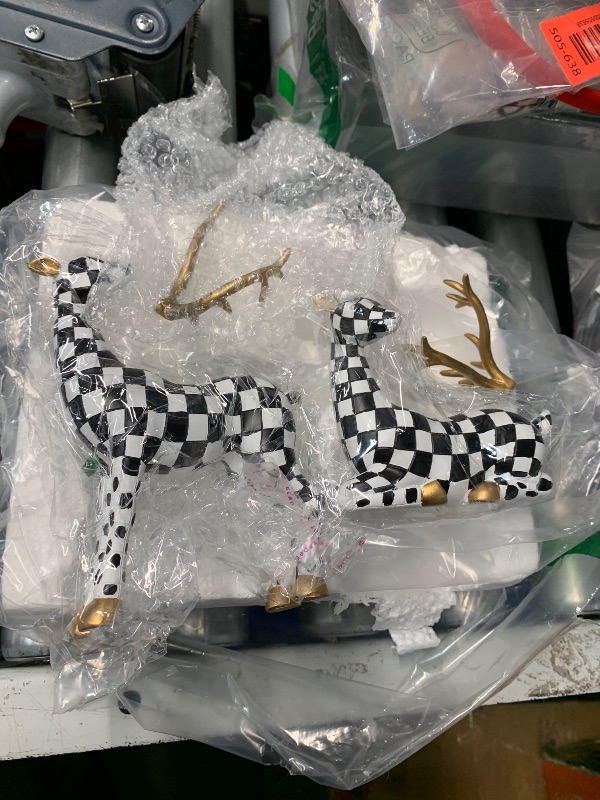 Photo 1 of ***DAMAGE // SEE NOTES***
Yookeer 2 Pcs Christmas Reindeer Decoration Small Rattan Deer Figurines Christmas Tabletop Reindeer Statue Centerpiece Ornaments for Mantel Fireplace Living Room Bedroom Decor(Black and White Grid)