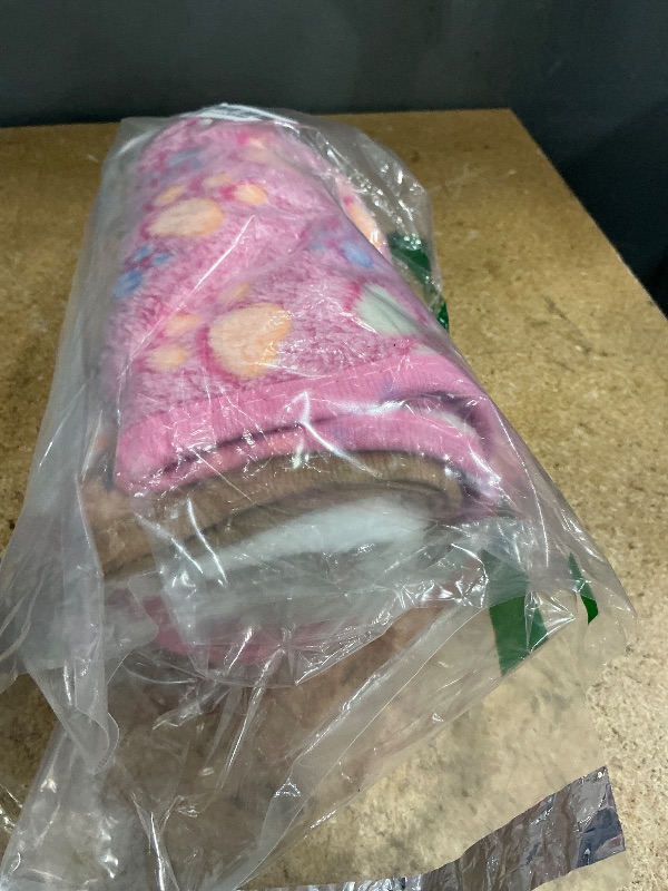 Photo 1 of 1 Pack Blankets Fluffy Premium Fleece Soft Pet Blanket Flannel Throw for Cat Dog Puppy (Small 23x16'', Paw-White/Pink/Brown)