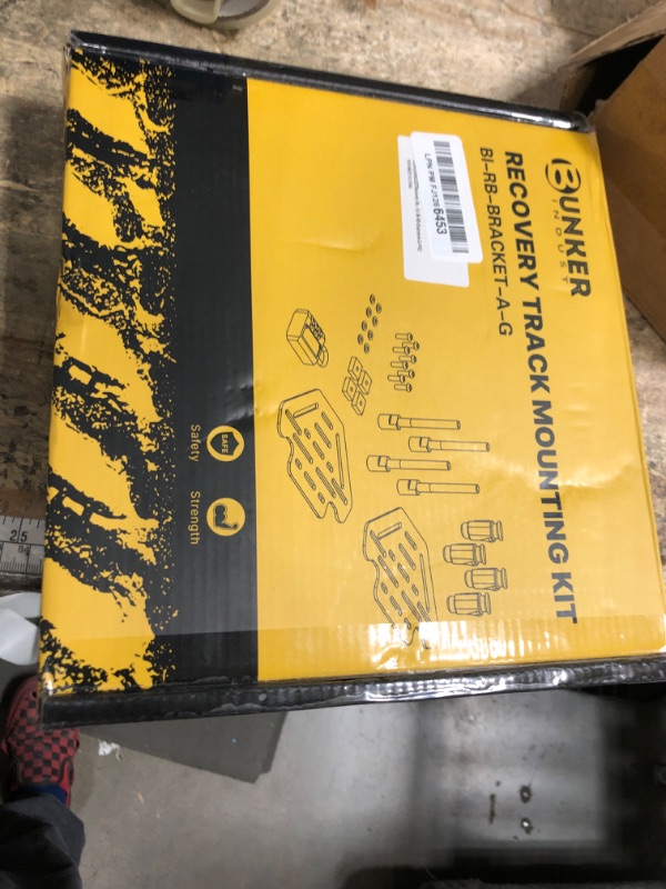 Photo 1 of BUNKER INDUST Recovery Track Board Mounting Kit, Universal Traction Boards Mount Bracket for Rooftop Platform with Lock ( Only for 2 Boards)