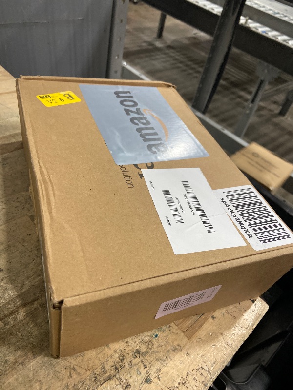 Photo 1 of Celel 100 Pack 8 Inch Rectangle Paper Plates, 8 x 6 inch Food Trays Disposable Rectangle Plates for Tacos, Meat, Dessert, Snack