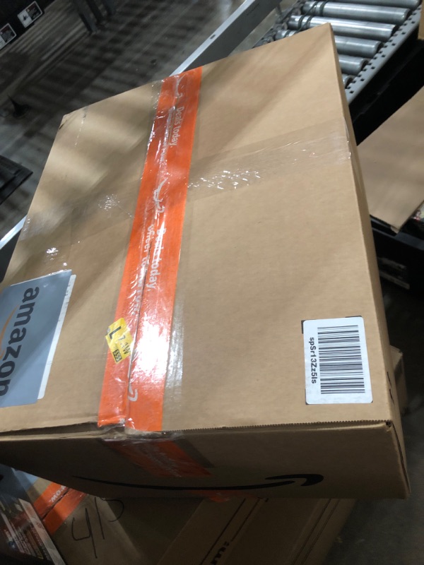 Photo 1 of  GREY COVER / FUZZY BLANKET 