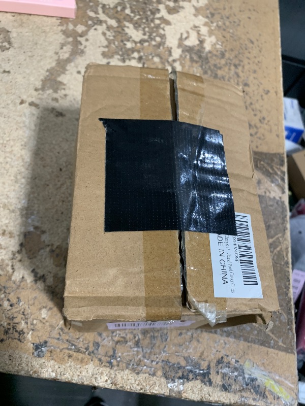 Photo 1 of 10 Pcs Spring Clamps, PureGuard 4.5 Inch Large Plastic Spring Clips Clamps Heavy Duty Woodworking Clamps for Crafts Balloon Arch Photography Backdrop Stand Pool Cover Clips