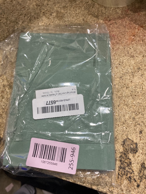 Photo 1 of 100 Pack Sage-Green Cardstock Blank Heavy Cards Stock 92LB Thick Paper for Invitations, Greeting Cards Making, Postcards, 5x7 inches