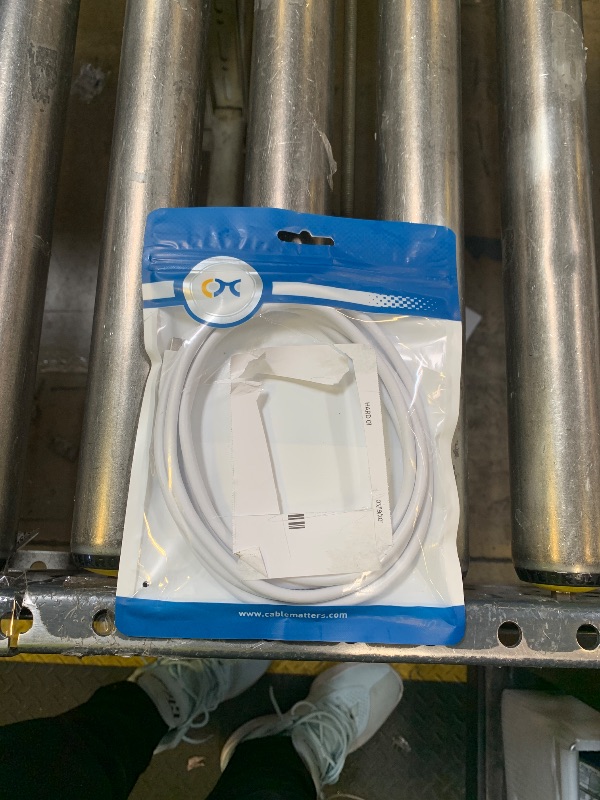 Photo 1 of Cable Matters [Intel Certified] 40Gbps Active Thunderbolt 4 Cable 6.6 ft with 100W Charging and 8K Video, White - Fully Compatible with USB C/USB-C, USB4, and Thunderbolt 3
